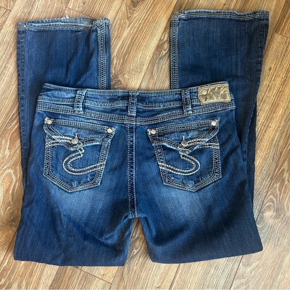 Silver Jeans Dark Blue Boot Cut with Embroidery - Picture 1 of 9